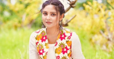 নাজনীন নীহার ফেসবুক রিলেশনশিপ স্ট্যাটাস পরিবর্তনের খবর
